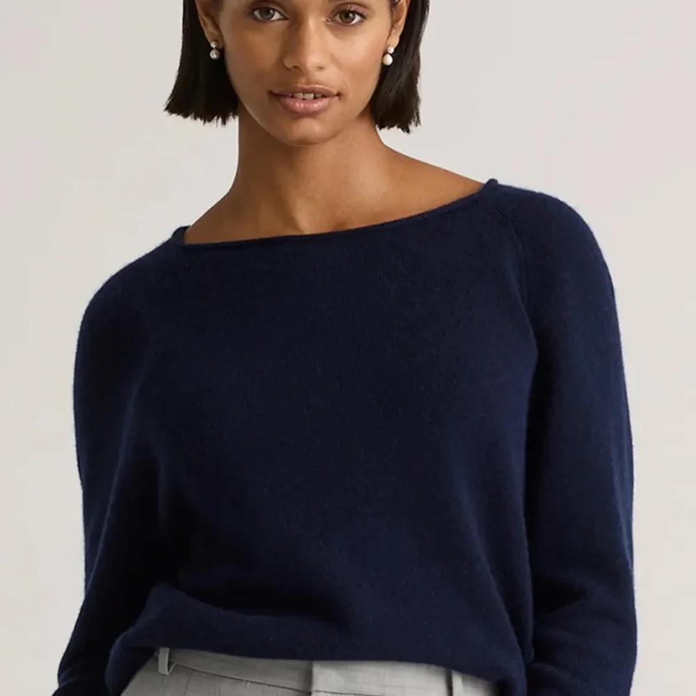 Quince cashmere sweater- Midnight Blue boatneck/off the-Shoulder Sweater - Picture 2 of 5